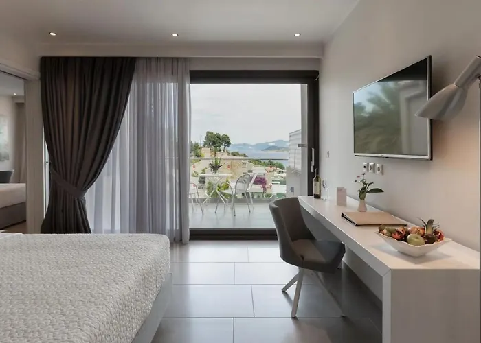 Kassandra Bay Resort, & Katsaros (Skiathos)