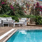 Kassandra Bay Resort, & Отель
