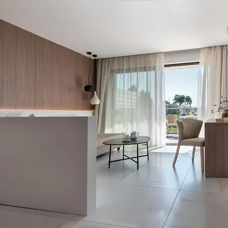 Kassandra Bay Resort, & 5* Katsaros (Skiathos)