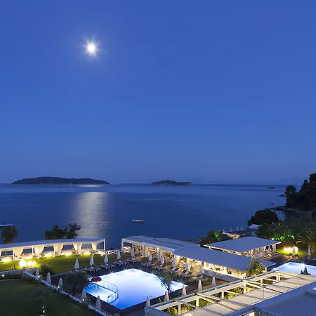 מלון Kassandra Bay Resort, & 5*