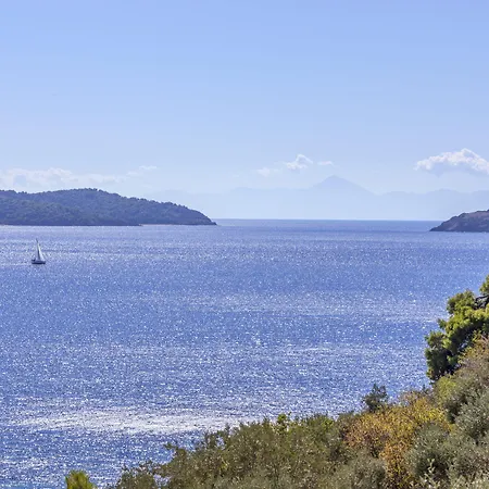 Kassandra Bay Resort, & מלון Katsaros (Skiathos)