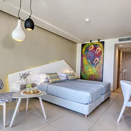 מלון Kassandra Bay Resort, & Katsaros (Skiathos)