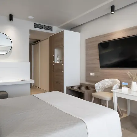 Kassandra Bay Resort, & 酒店