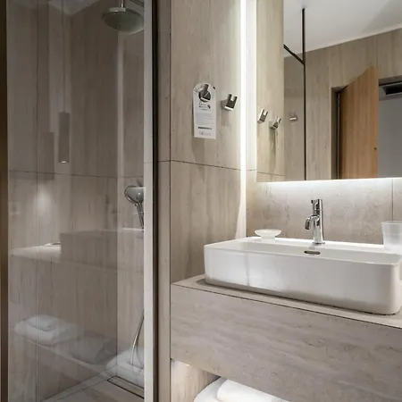 Kassandra Bay Resort, & Katsaros (Skiathos)