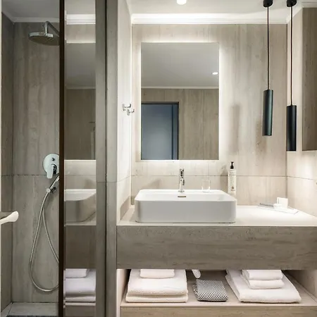 Kassandra Bay Resort, & 酒店