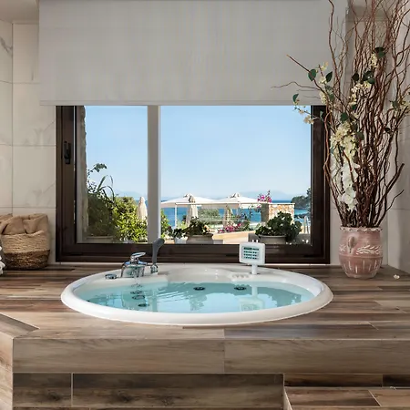 Kassandra Bay Resort, & Hotel 5*