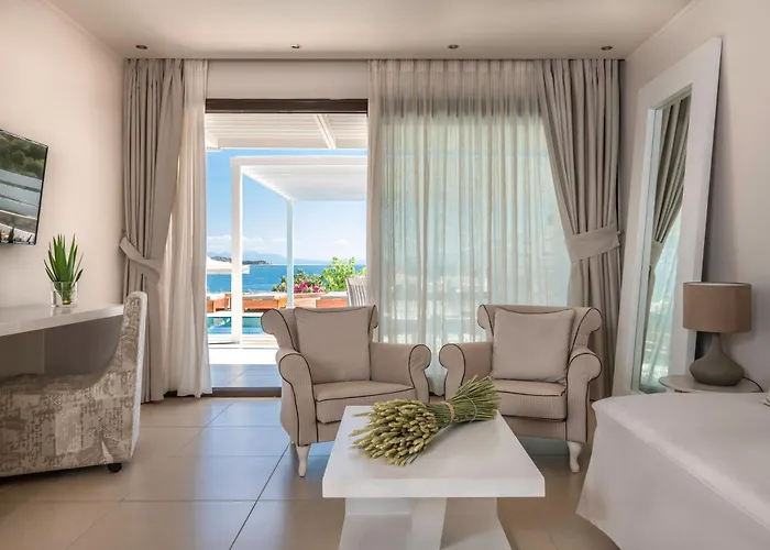 Kassandra Bay Resort, & 5*