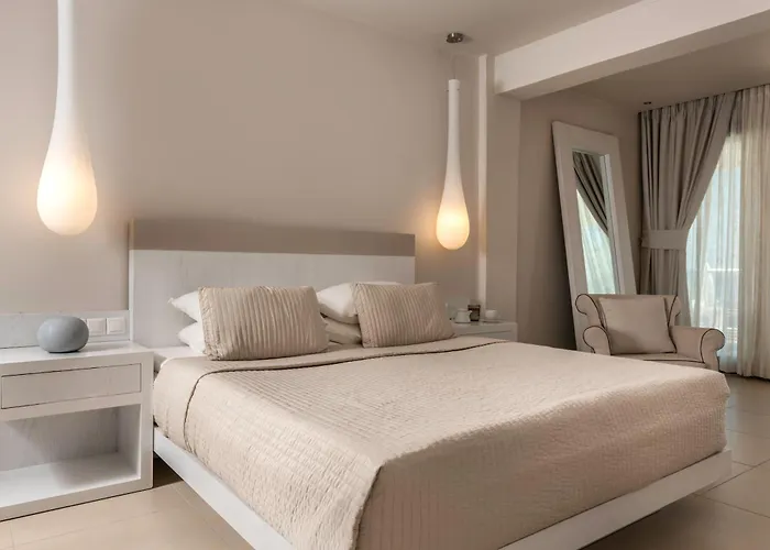 Kassandra Bay Resort, & Katsaros (Skiathos)