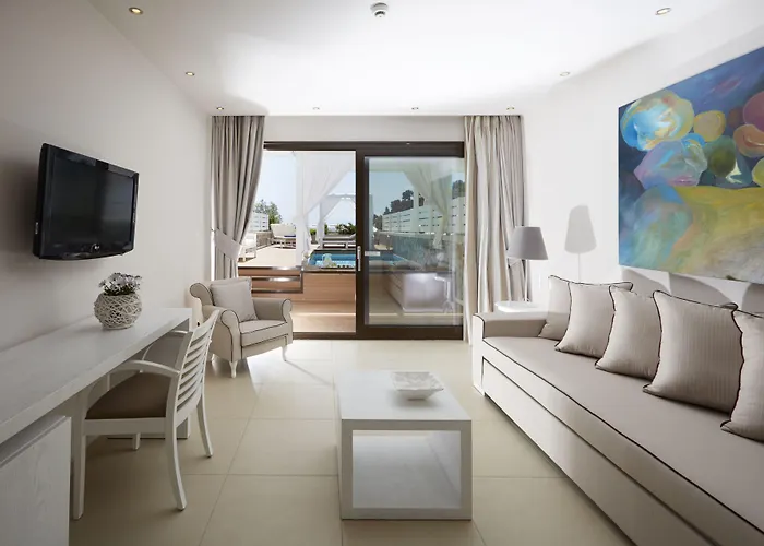 Kassandra Bay Resort, & Hotel