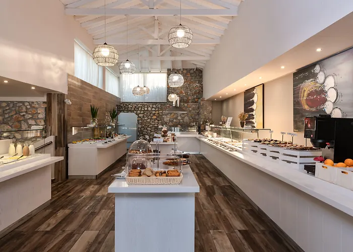 Kassandra Bay Resort, & Katsaros (Skiathos)