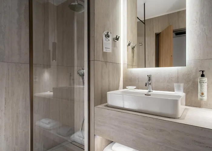 Kassandra Bay Resort, & Katsaros (Skiathos)