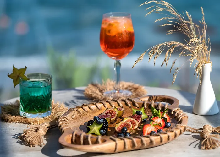 Kassandra Bay Resort, & ホテル Katsaros (Skiathos)