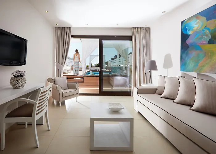 Kassandra Bay Resort, & 5* Katsaros (Skiathos)